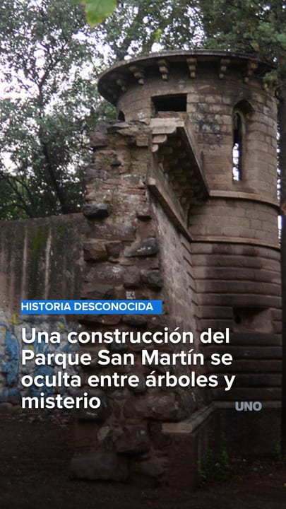 Una construcción del Parque San Martín se oculta entre árboles y misterio