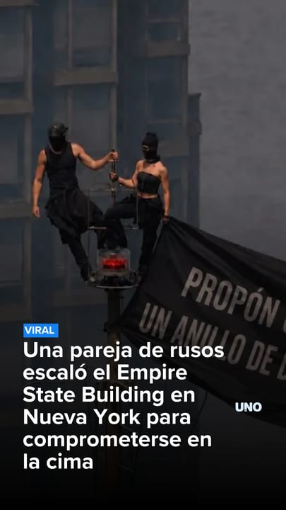 Una pareja de rusos escaló el Empire State Building en Nueva York para comprometerse en la cima
