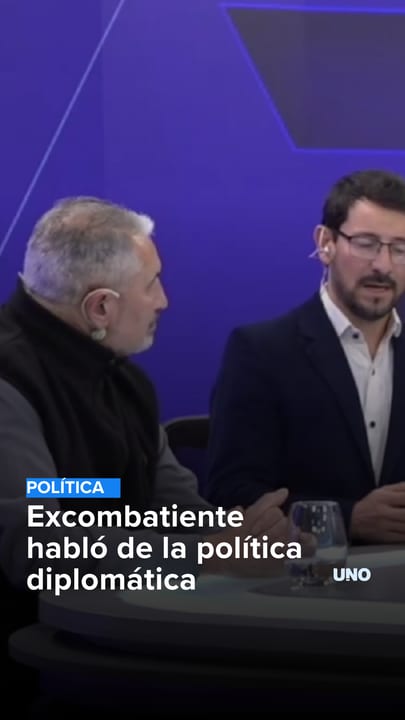 Excombatiente habló de la política diplomática