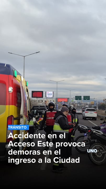 Accidente en el Acceso Este provoca demoras en el ingreso a la Ciudad