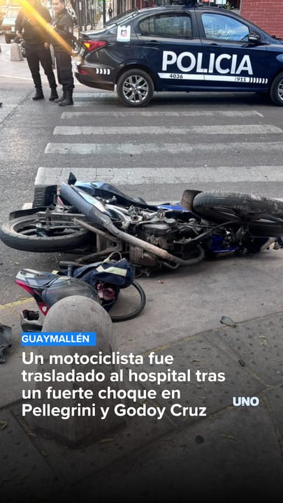 Un motociclista fue trasladado al hospital tras un fuerte choque en Pellegrini y Godoy Cruz