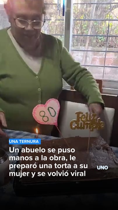 El abuelo se puso manos a la obra, le preparó una torta a su mujer y se volvió viral